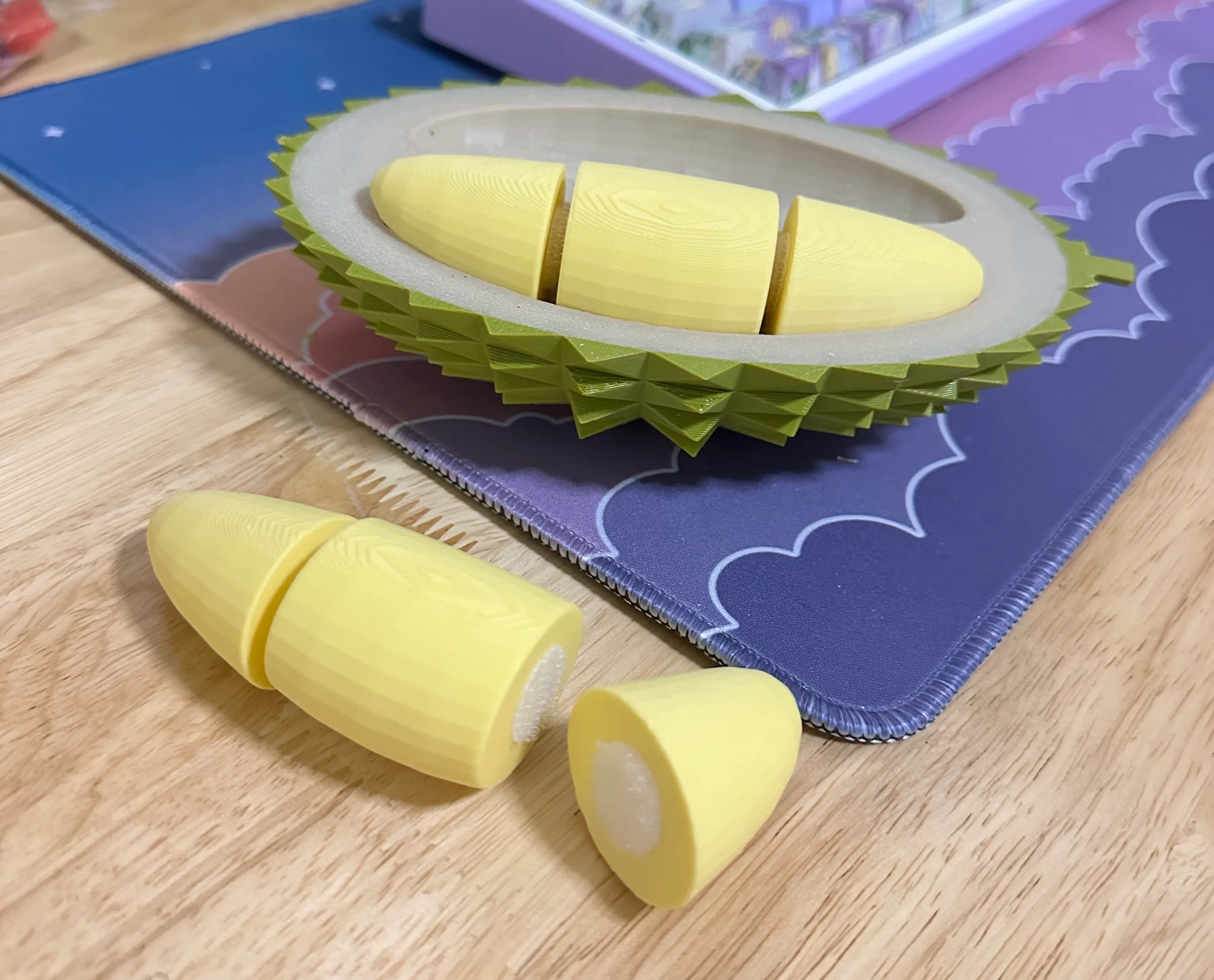 image of the assembled 3d durian toy, with view of inside